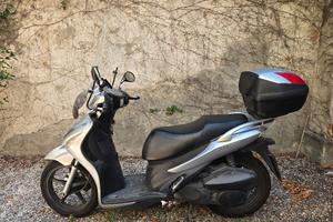 Suzuki sixteen 125