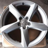 Cerchi in lega originali AUDI 19 pollici