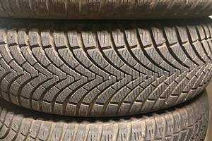 Gomme 4 stagioni Kumho 185/65/R15 88H