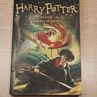 Libro "Harry Potter and The Chamber Of Secrets""