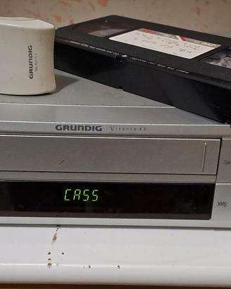 Videoregistratore  VHS GRUNDIG 