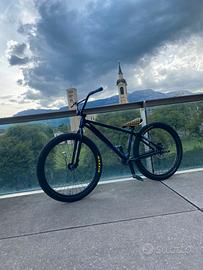 Chonky custom di black