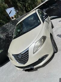 Lancia y 1.3 multijet 95 cv 2012