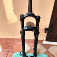 Forcella Rock Shox Recon Gold RL 29 Boost+remoto