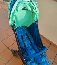 Passeggino leggero, maneggevole poco ingombrante