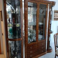 Mobile vetrina in mogano