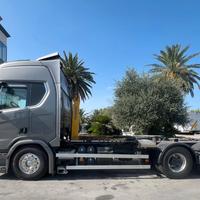 SCARRABILE SCANIA R730 6X4 EURO 6