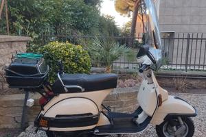 Piaggio Vespa P200E (1983)