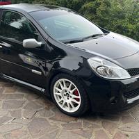 Clio F1 team