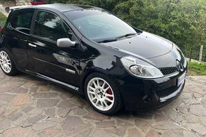 Clio F1 team