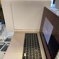 Macbook Air 15 Pollici M 2 2022, 8 GB RAM 512GB