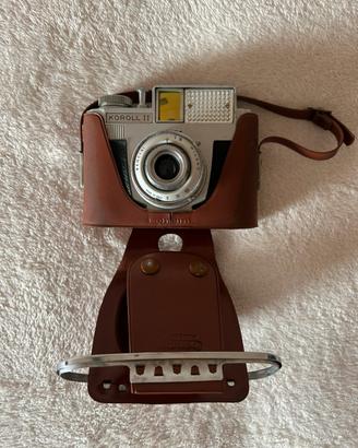 Macchina fotografica vintage retro Koroll II
