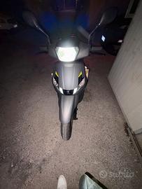 Ricambi tweet plastiche 125 gt