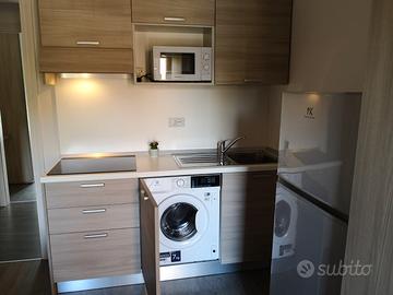 Stanze con bagno privato in prestigioso bilocale