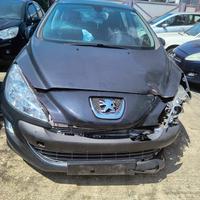 Peugeot 308 1.6 TD automatica per ricambi