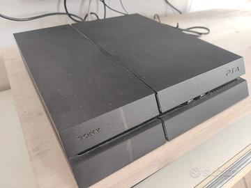 Sony PlayStation 4 + 2 controller wireless