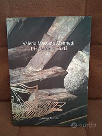 Libro "L'isola dei morti" - Manfredi