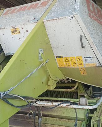 pressaraccoglitrice agricola per foraggi