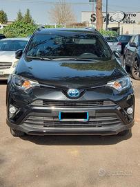 RAV 4 IBRIDA