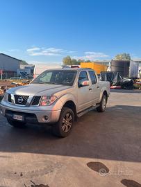 Nissan navara D40