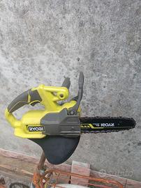 Motosega Rioby a batteria