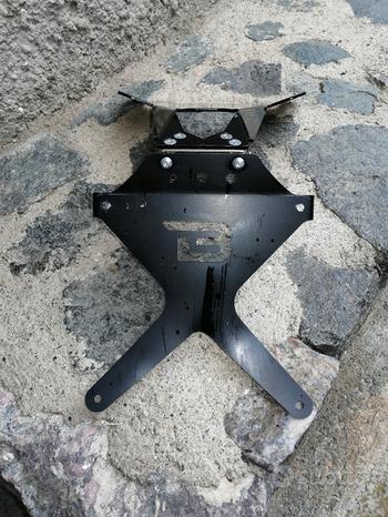 Portatarga moto Barracuda