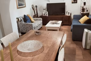 Casa indipendente a Valderice con spazio esterno