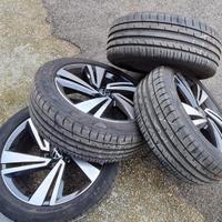 Kit 4 cerchi 18" originali + gomme per T-Roc