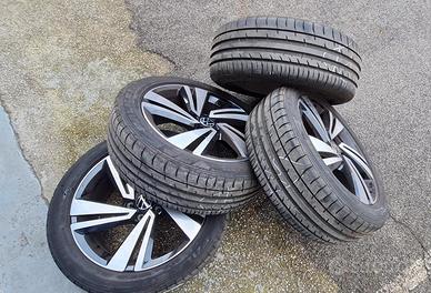 Kit 4 cerchi 18" originali + gomme per T-Roc