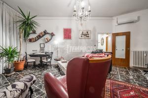 TRILOCALE CON ASCENSORE IN ZONA FRATELLI ROSSELLI