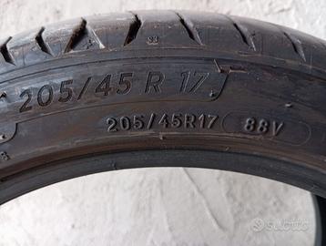 PNEUMATICI ESTIVI 205/45 R17 88H