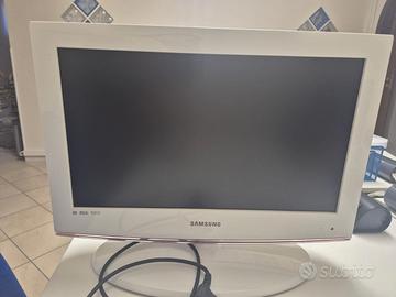 TV Samsung 22" Modello LE22B541C4W