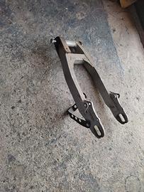 forcellone Suzuki dr 500/400
