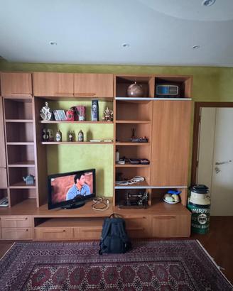 Parete attrezzata/ libreria