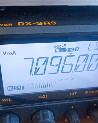 Radio hf Alinco dx SR 9