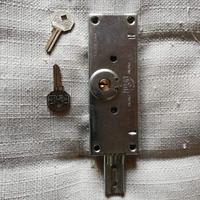 Serratura x porte basculanti