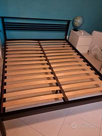 Letto matrimoniale in ferro 