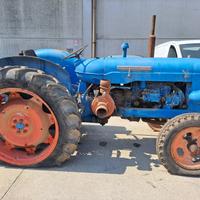Trattore Fordson Super Major