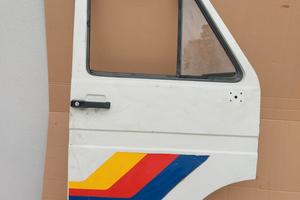 Porta anteriore destra Iveco Daily del 1992