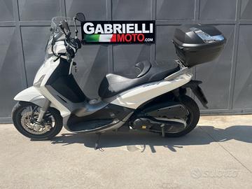 Piaggio Beverly 350