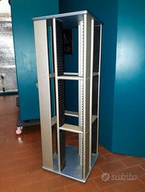 Mobile porta CD rotante, per oltre 200 dischi