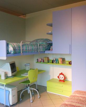 Cameretta con letto singolo nuova