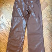 Pantaloni Bershka