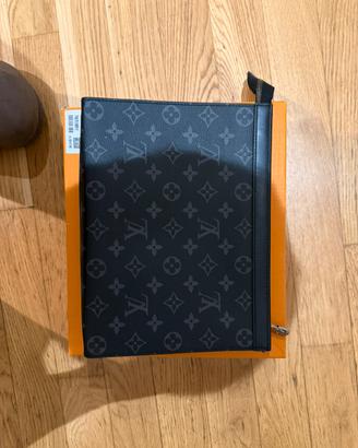 Pochette louis vuitton