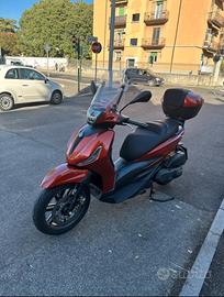 Beverly 400 S Anno 2023 Km 700