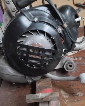 motore vespa hp 4 marce completo come nuovo