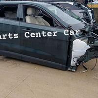 Scocca ricambi e porte jaguar f-pace