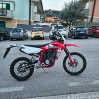 Swm rs125r
