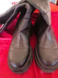 Stivali alti ZARA suola track n. 38 - Nero