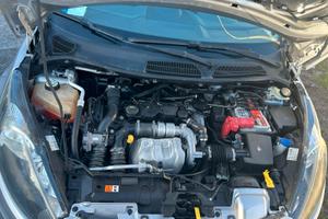 Ford Fiesta 1.6 TDCi 95CV Ideale per Neo Patentati